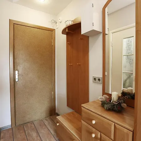 Appartamento City Center Apartment On Skryganova 11